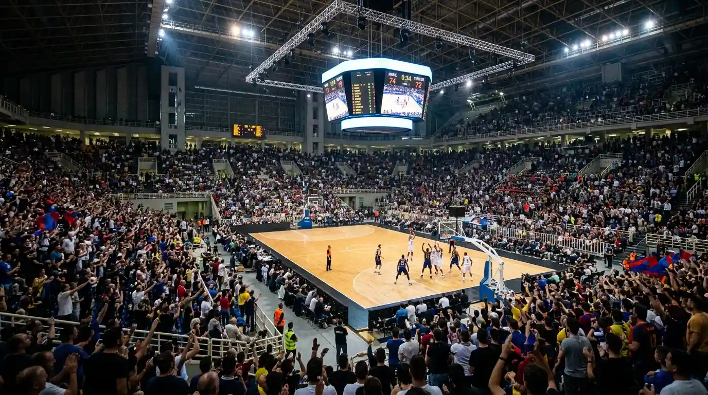 Pabellón Telekom Center Athens lleno durante un partido decisivo de la Final Four de la Euroliga